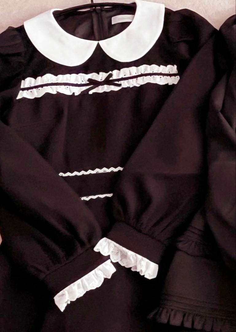 pium コットンフリルドーリー長袖セットアップ ブラック