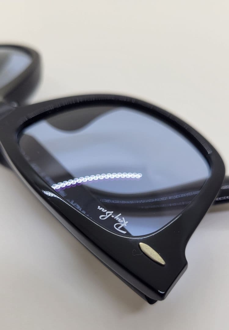 Ray-Ban（レイバン）WAYFARER ウェイファーラー RB2140F