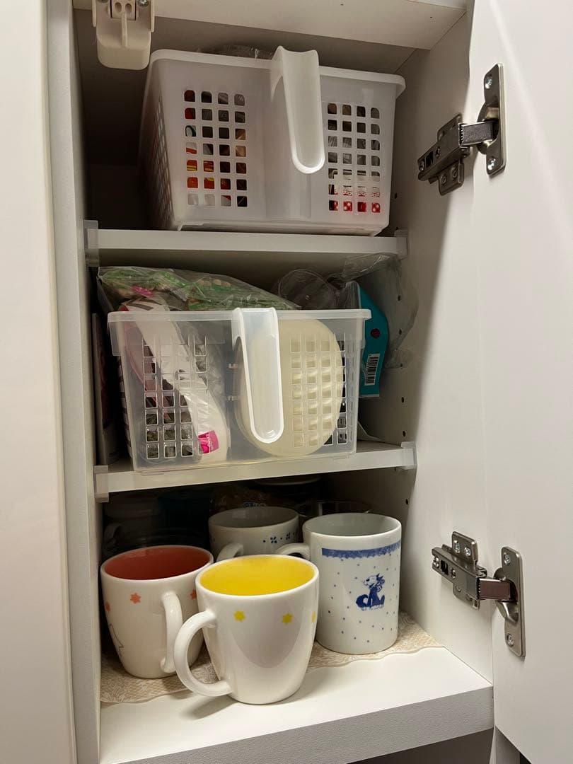 ホワイト 食器棚 中型