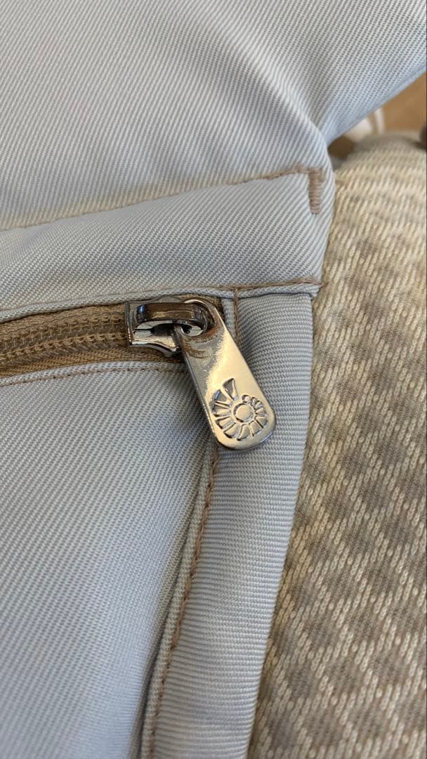 エルゴベビーOMNI Breeze (オムニブリーズ) サンドベージュ抱っこ紐