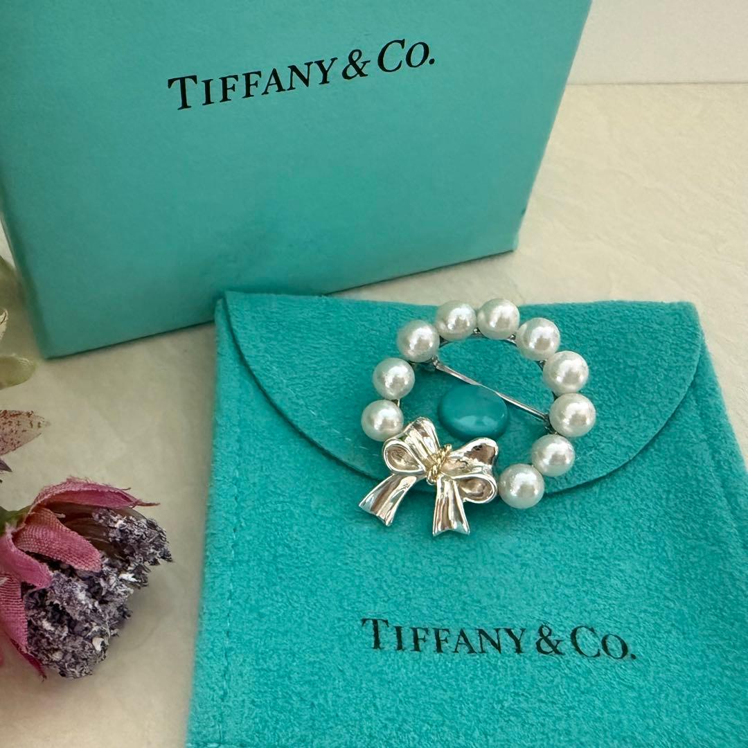 ティファニー925/750アコヤパールリボンリースブローチ　共箱付き