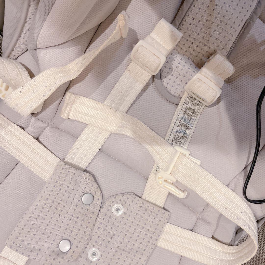 アップリカ　Aprica　ユラリズムオート　ペールグレー❣️