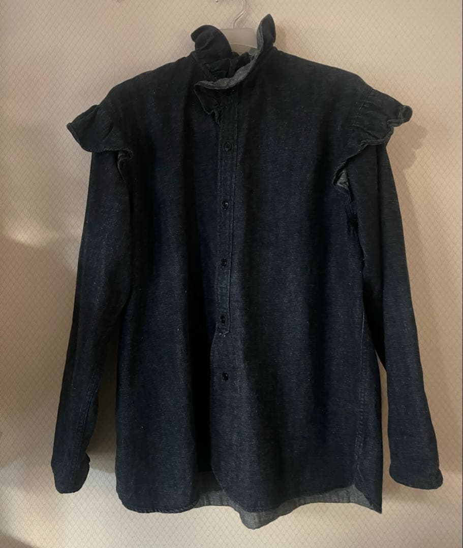 HOLIDAY. DENIM RUFFLE BIG SHIRT ワンウォッシュ