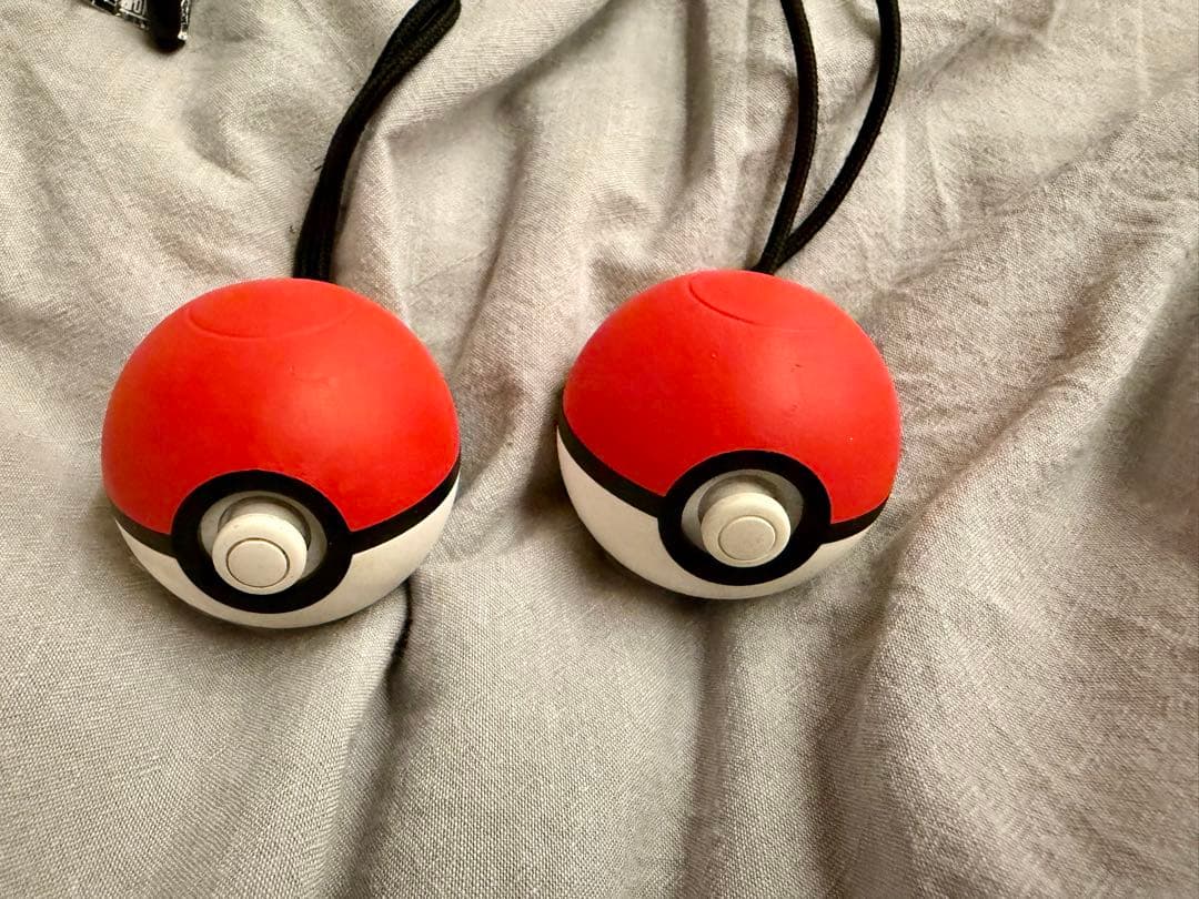 モンスターボール plus（ミュウ入り）