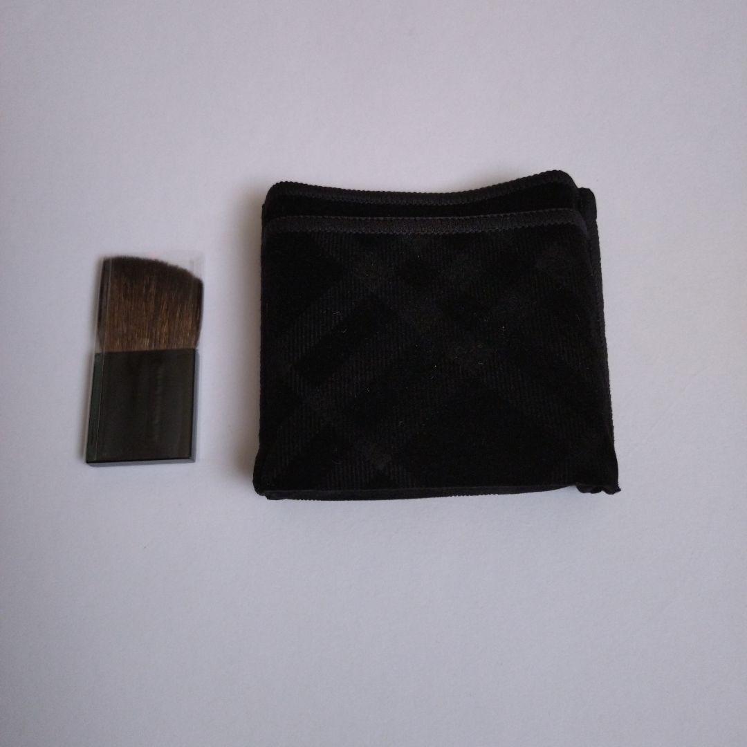 フェイスカラー BURBERRY FRESH GLOW HIGHLIGHTER 03