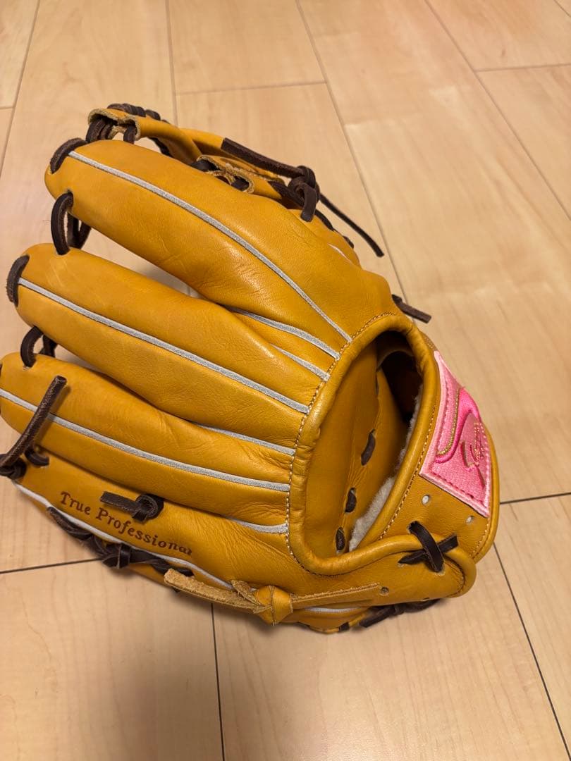 スラッガー イエロー グローブ True Professionals