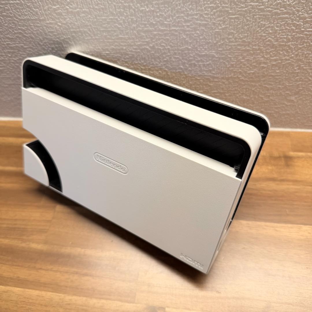 Nintendo Switch本体 有機ELモデル ホワイト ＋ ジョイコン