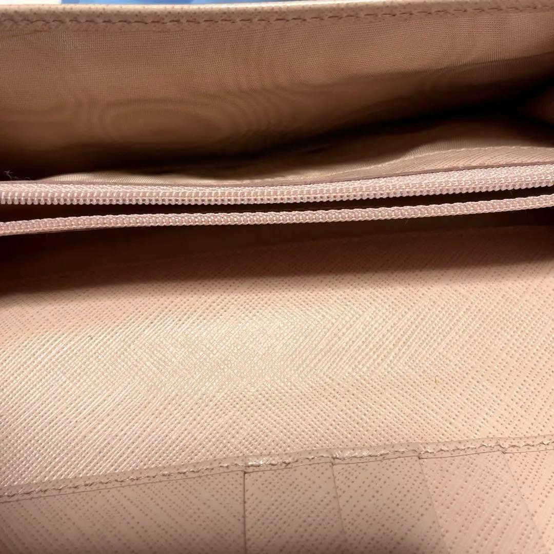 美品　フェラガモ　長財布　ヴァラリボン　レザー　ピンク
