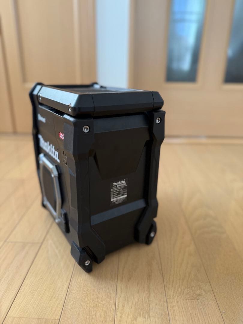 h*e様 マキタ（makita） 充電式ラジオ 黒[MR002GZB