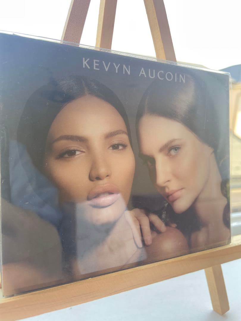 Kevyn Aucoin ケヴィンオークイン　メイクアップパレット