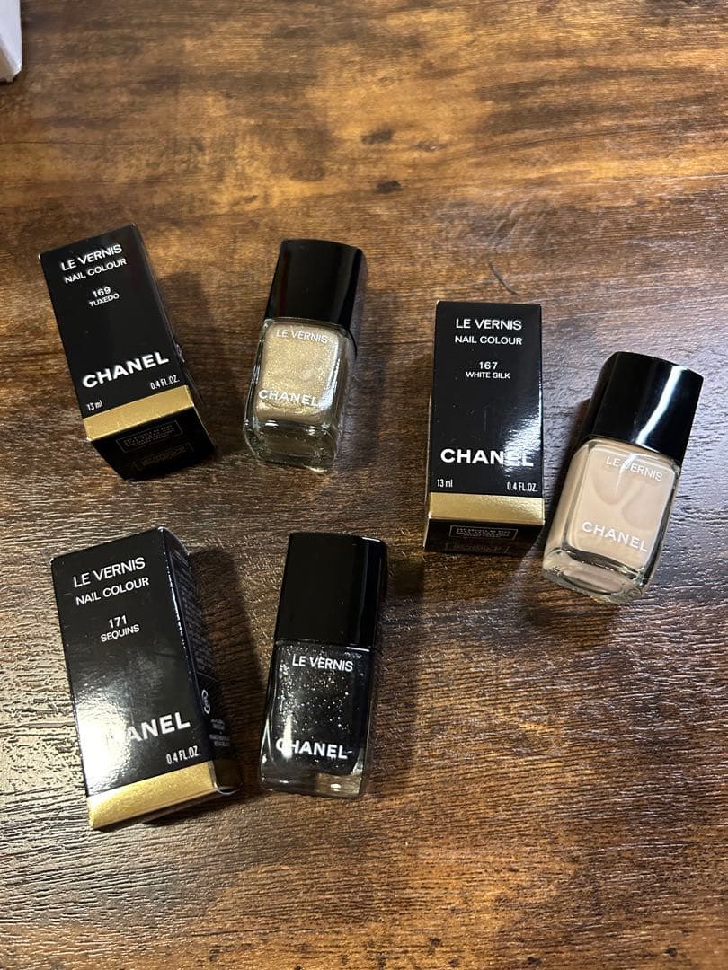 ☆新品・限定色・シャネルCHANELヴェルニ エナメル ネイル3個セット