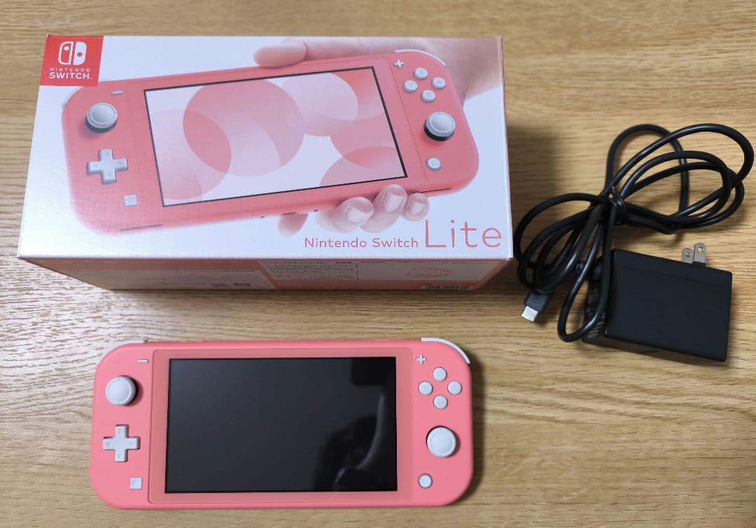 Nintendo Switch Lite 本体 コーラル (ケース付)