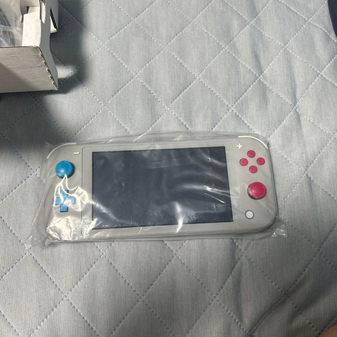 Nintendo Switch Lite ザシアン・ザマゼンタ　本体＋充電器