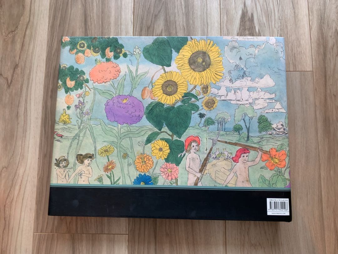 アート・デザイン・音楽 HENRY DARGER