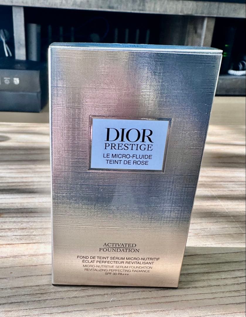 【M】未使用 Dior プレステージ ルマイクロフルイドタン