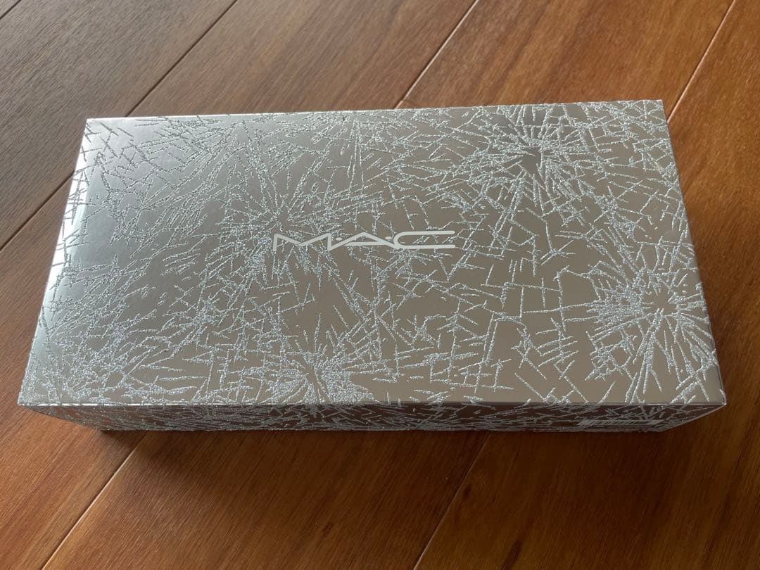 MAC ブームブームワオ ミニ アドベントカレンダー