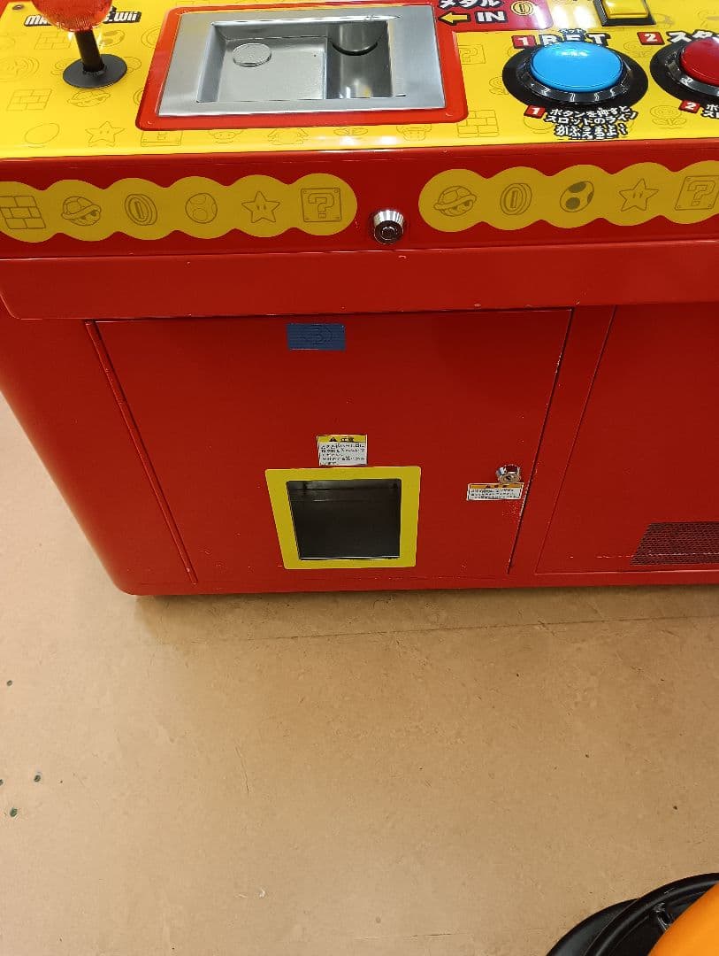 スーパーマリオワールド筐体（即購入禁止トラック等手配できる方のみ購入可能）