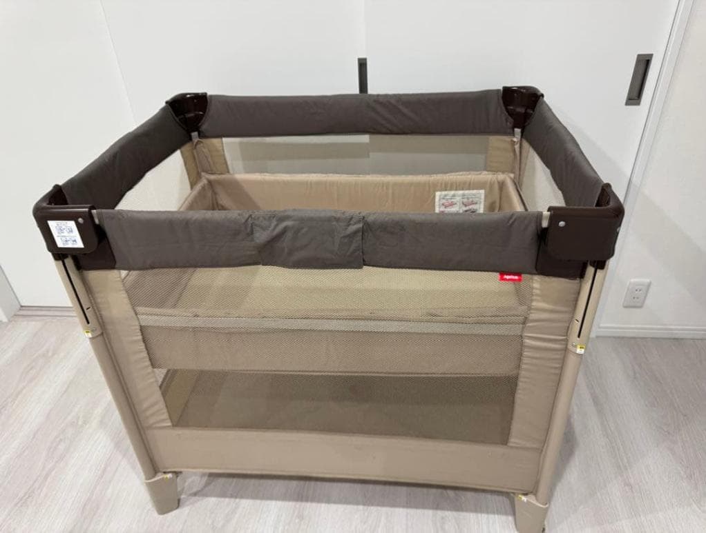 アップリカ ココネルエアー ベビーベッド ココア