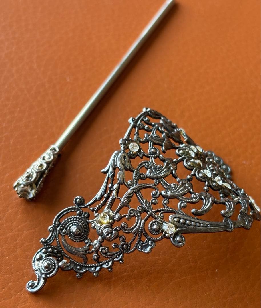 未使用 シルバーヘアアクセサリー スペインマドリッド