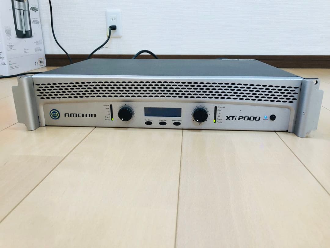 AMCRON CROWN XTi2000 パワーアンプ