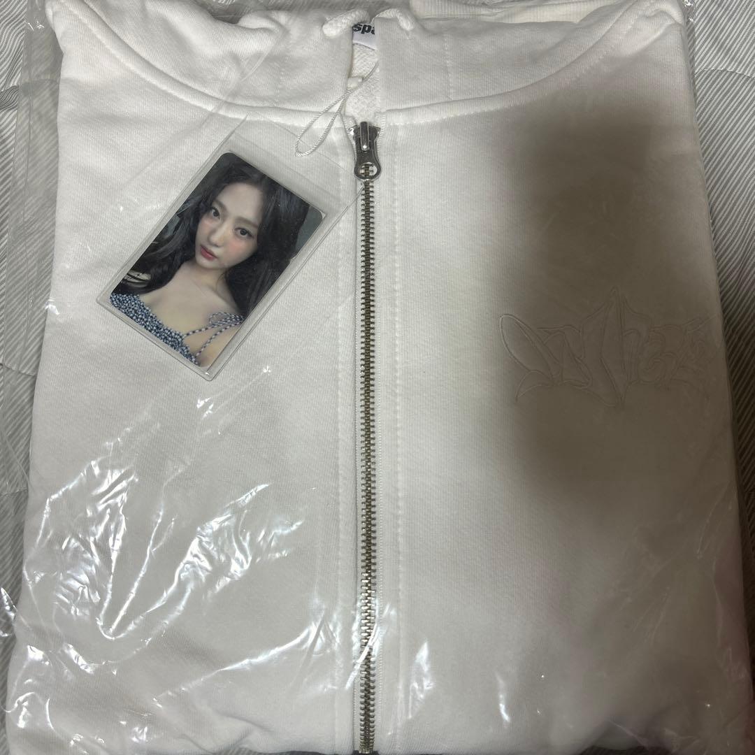 aespa ニンニン　MY WORLD ジップアップフーディー トレカ付き