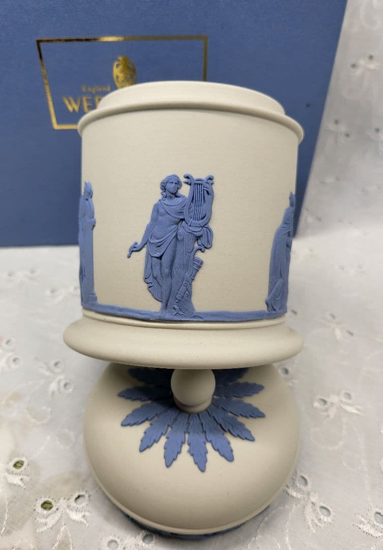 レア✨ウェッジウッド ジャスパー キャニスター ホワイト 茶葉 紅茶入れ ボトル