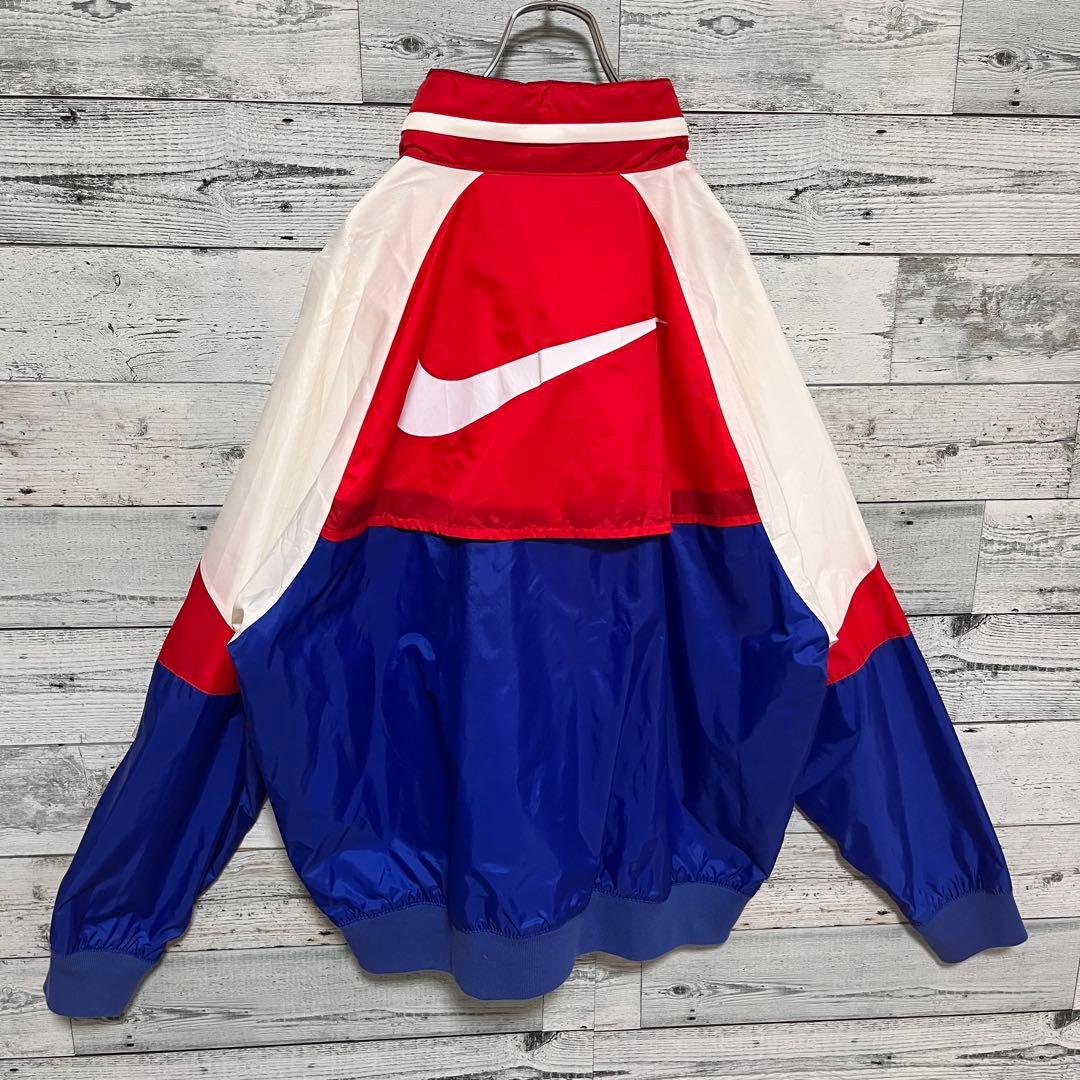 t154【美品】ナイキ 刺繍 ロゴ ナイロンジャケット 伊澤彩織 まひろ 着用