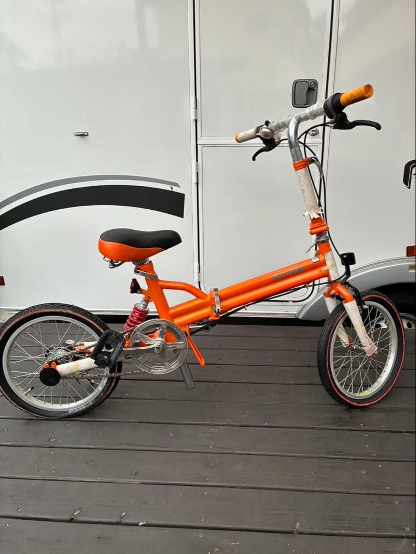 Yanase ヤナセ　新品未使用　オレンジ 折りたたみ自転車 サスペンション付き