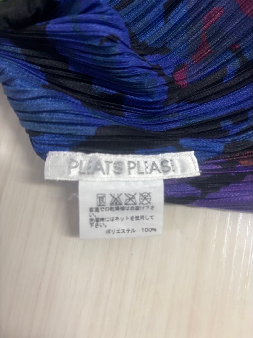 お値下げしました✴︎プリーツプリーズ　カットソー