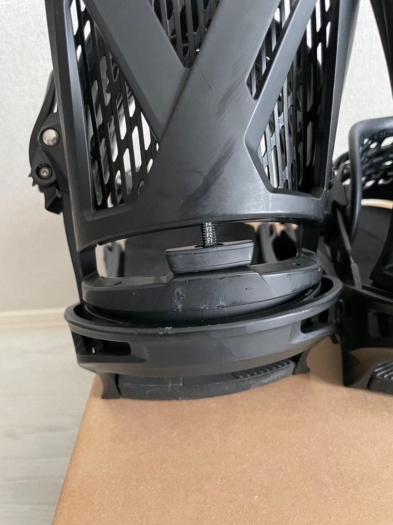 Burton Genesis Reflex Mサイズ ブラック 24-25モデル