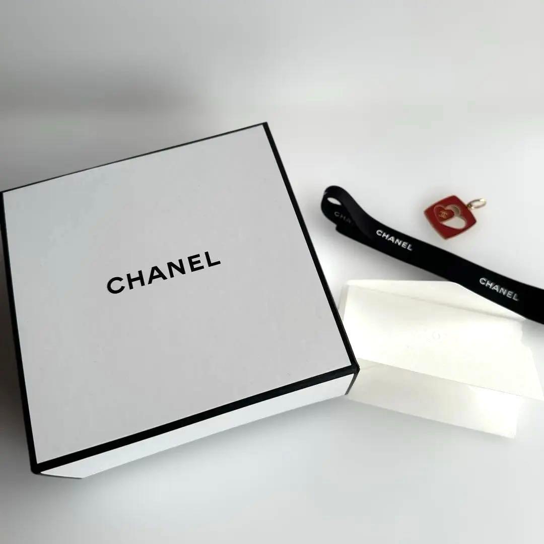 【CHANEL】ルリフトラクレームマン✴︎新品未使用ラッピングお箱付き✴︎