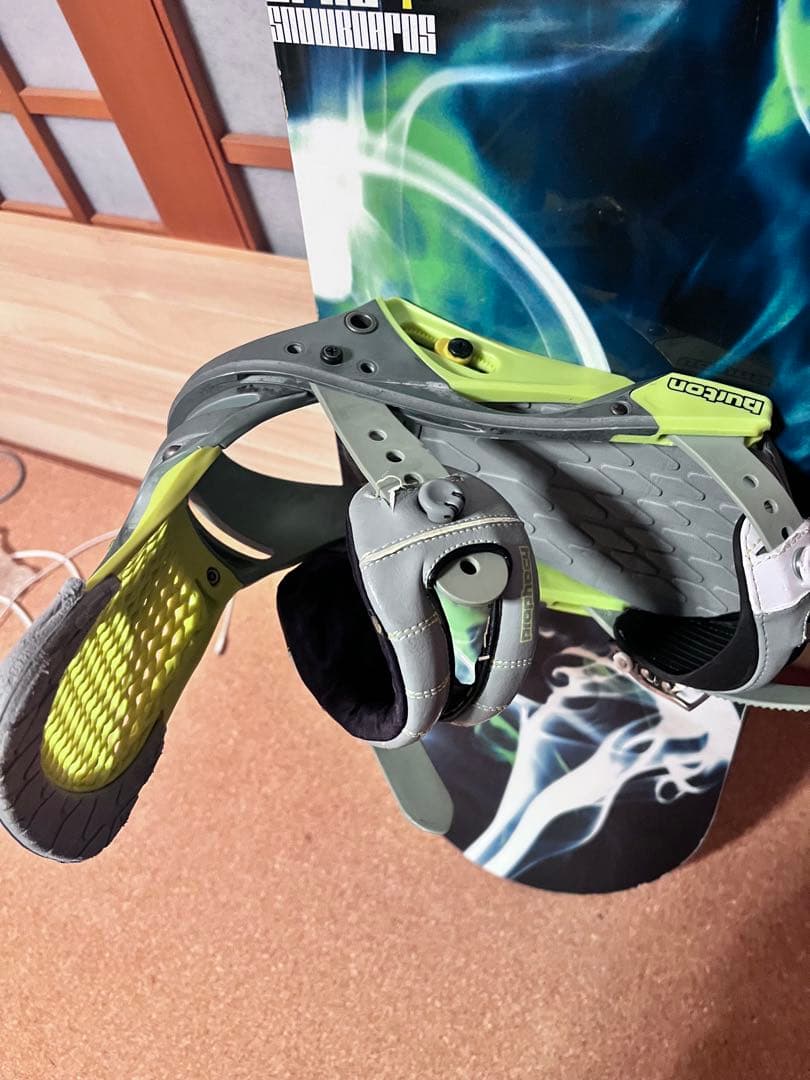 GRAY boaros板&Burtonバインディングセット！