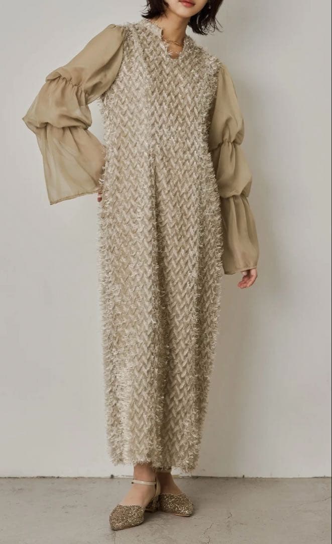 【美品未使用】niana デザインスリーブシャギードレス 結婚式