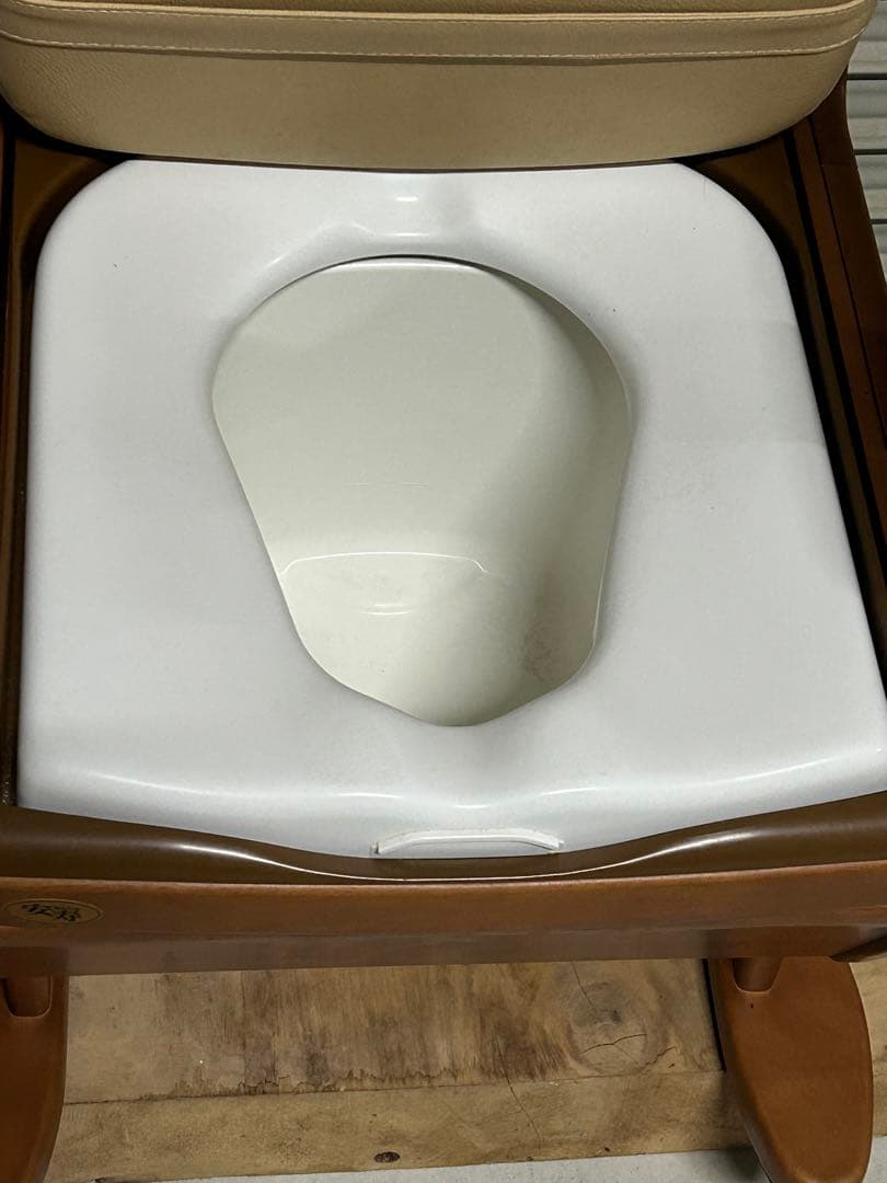 ポータブルトイレ　安寿　暖房便座