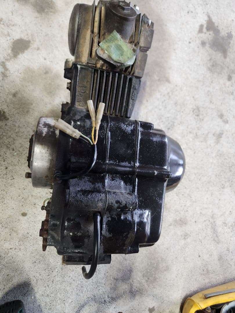 シャリー　純正エンジン　CF50