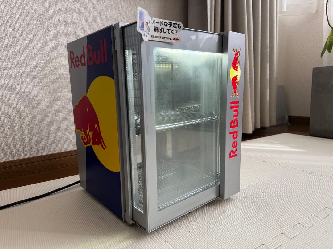 Red Bull 小型冷蔵庫 ガラス扉 2段　レッブル