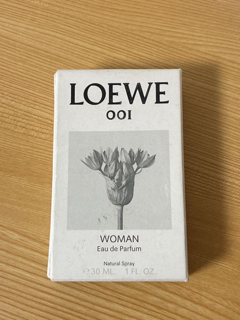 香水(女性用) LOEWE 001 WOMAN Eau de Parfum 30 ML
