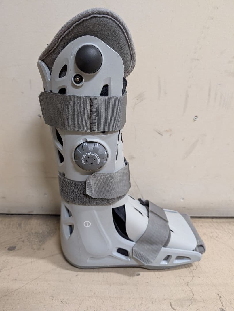 リハビリ用ブーツ グレー