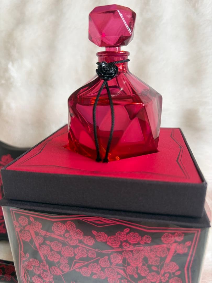 新品未使用　資生堂　ローズルージュ　パルファン　32ml アトマイザー付き