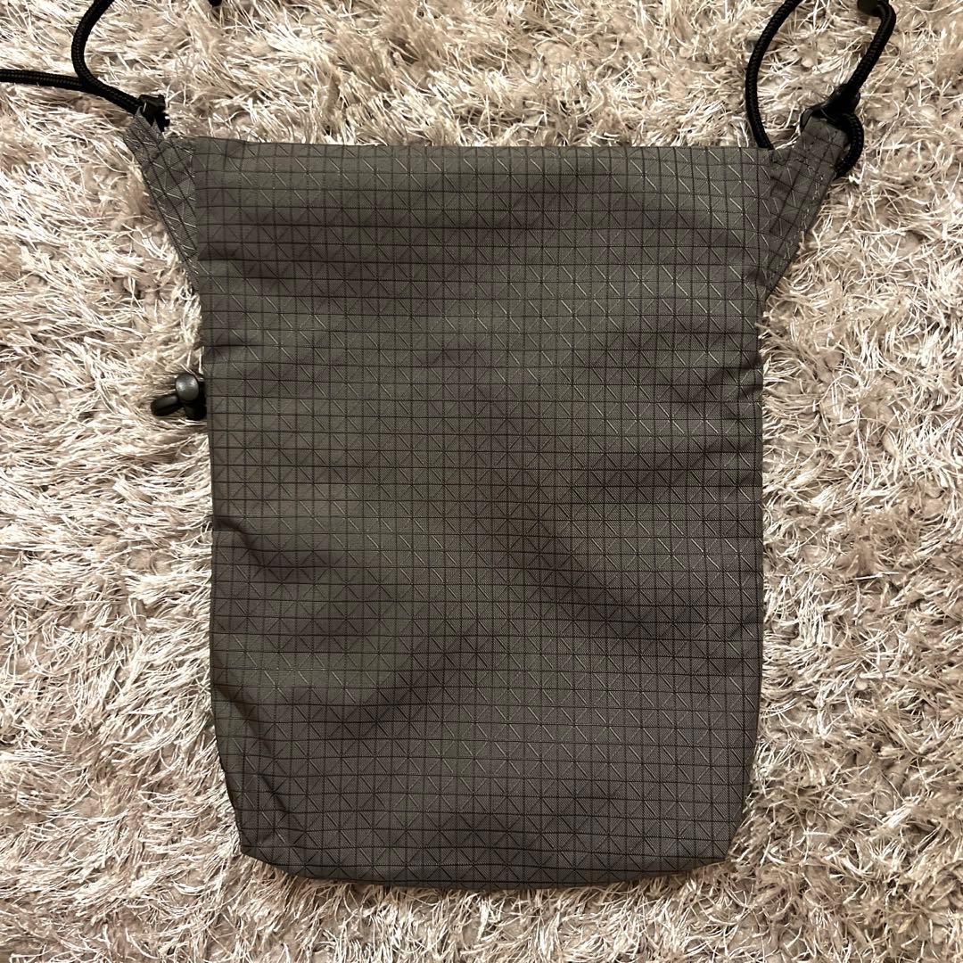 新品　CAYL Seorak 3 B-Grid Mesh ケイル　サコッシュ