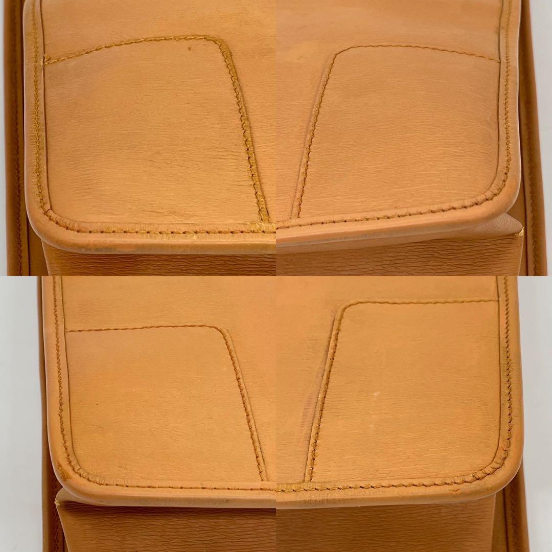 GUCCI ハンドバッグ ビジネスバッグ ゴールド金具 A4可能 本革 男女可能