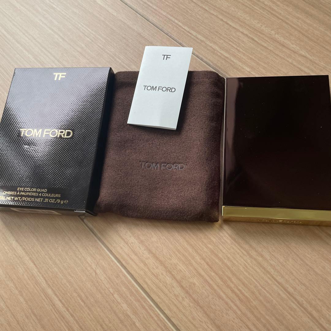 ［再値下げ］トムフォード アイカラークォード 25 プリティベイビー