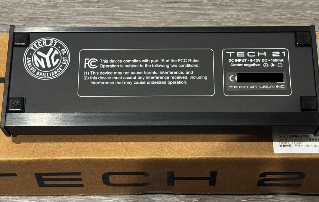 ギター TECH21 Fuzzy Brit