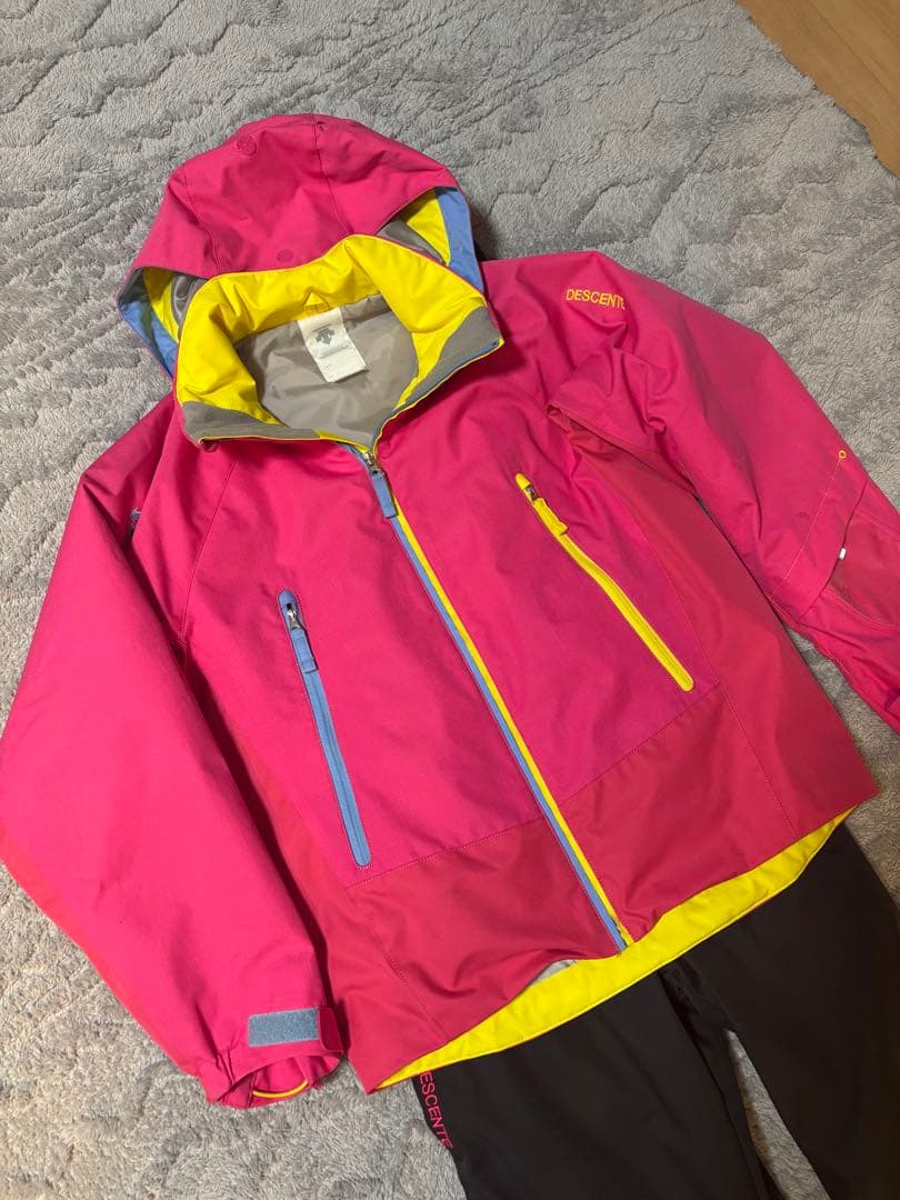 スノーウエア　DESCENTE 150