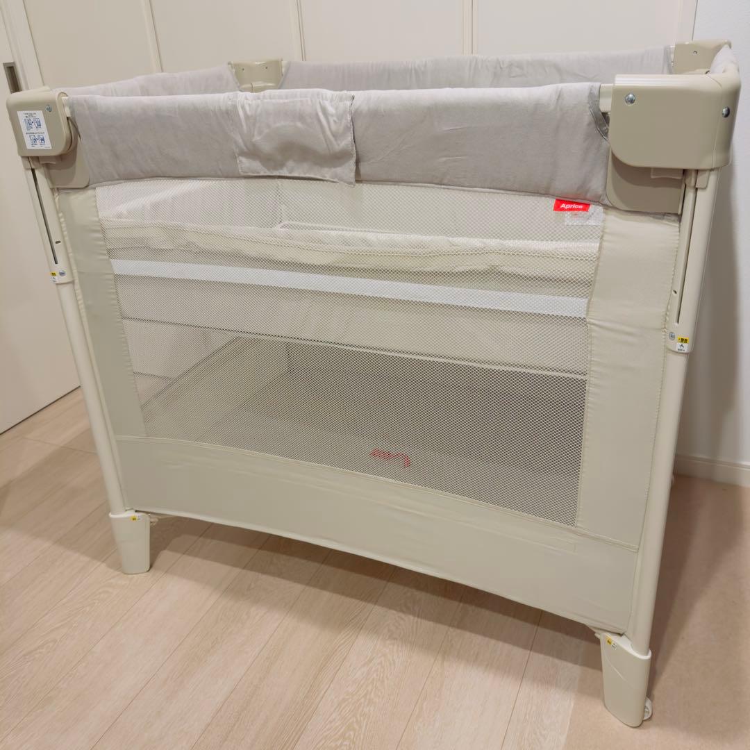 【美品・付属品完備】アップリカ ココネル エアープラス AB ホワイトベージュ