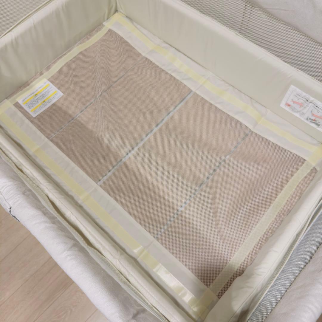 【美品・付属品完備】アップリカ ココネル エアープラス AB ホワイトベージュ