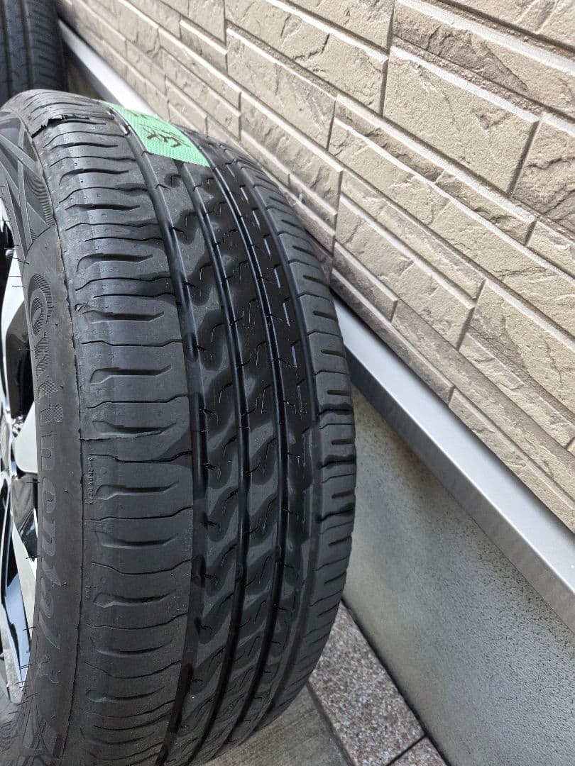 カングー3 純正タイヤ・ホイール 205/55/R17 コンチネンタル