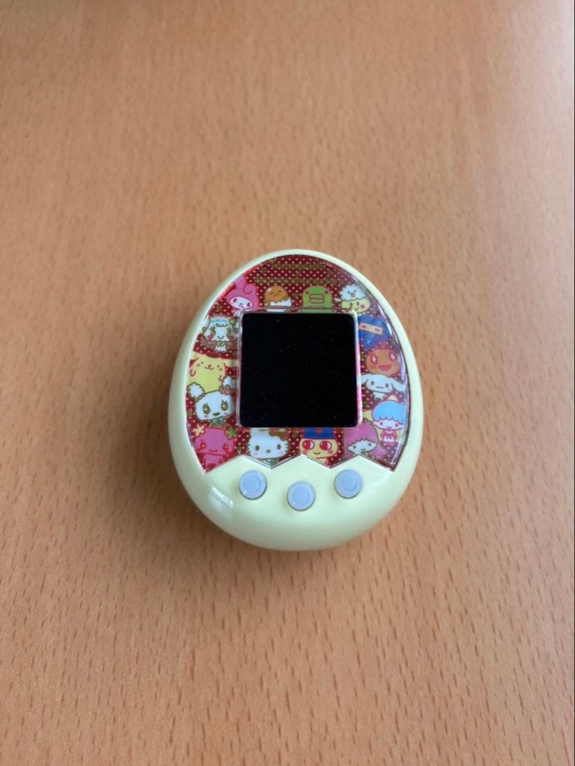 たまごっちみーつ サンリオキャラクターズ イエロー