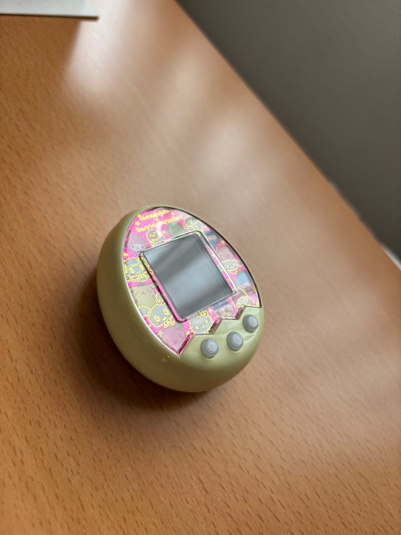 たまごっちみーつ サンリオキャラクターズ イエロー