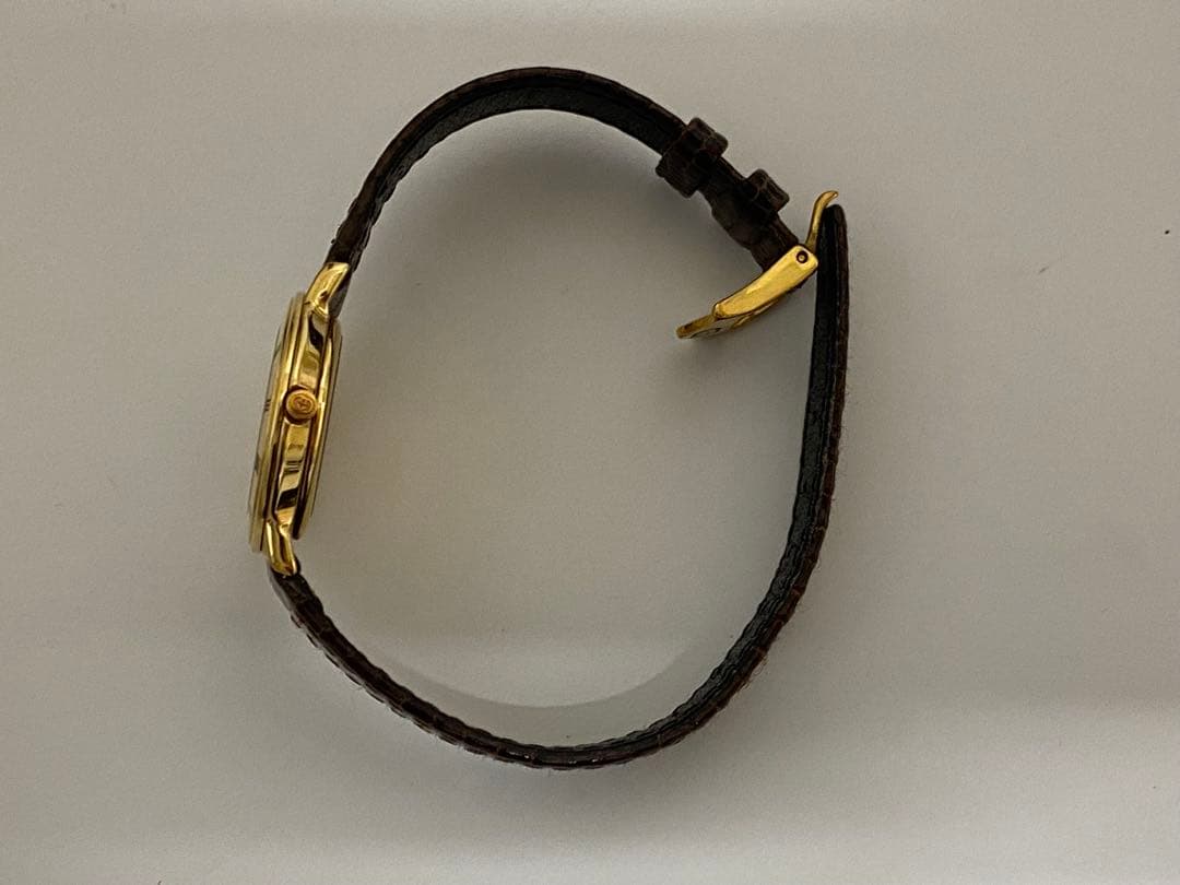 電池交換済み　GUCCI　グッチ　3000L　クオーツ　レディース時計